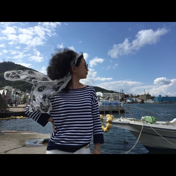 Meet your Posher, Flora - Picture 4 of 4